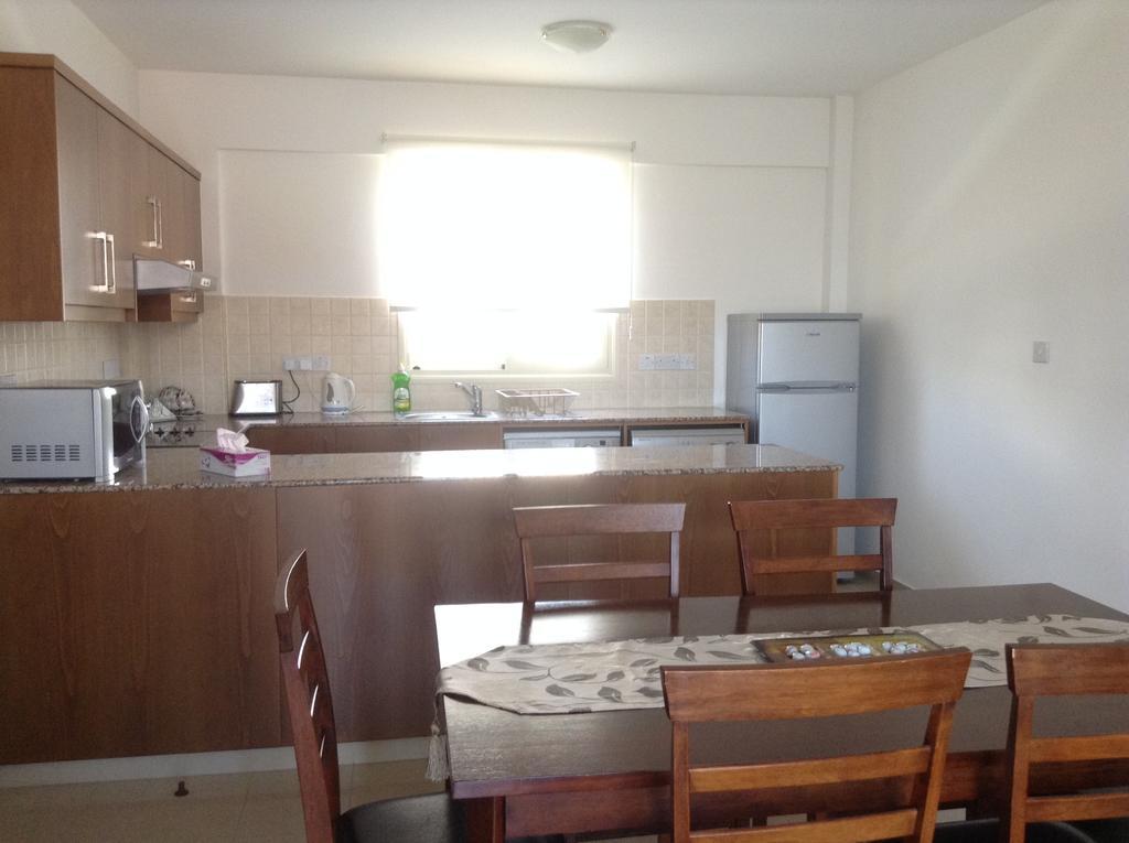 Adriana Holiday Resort Paphos Room photo