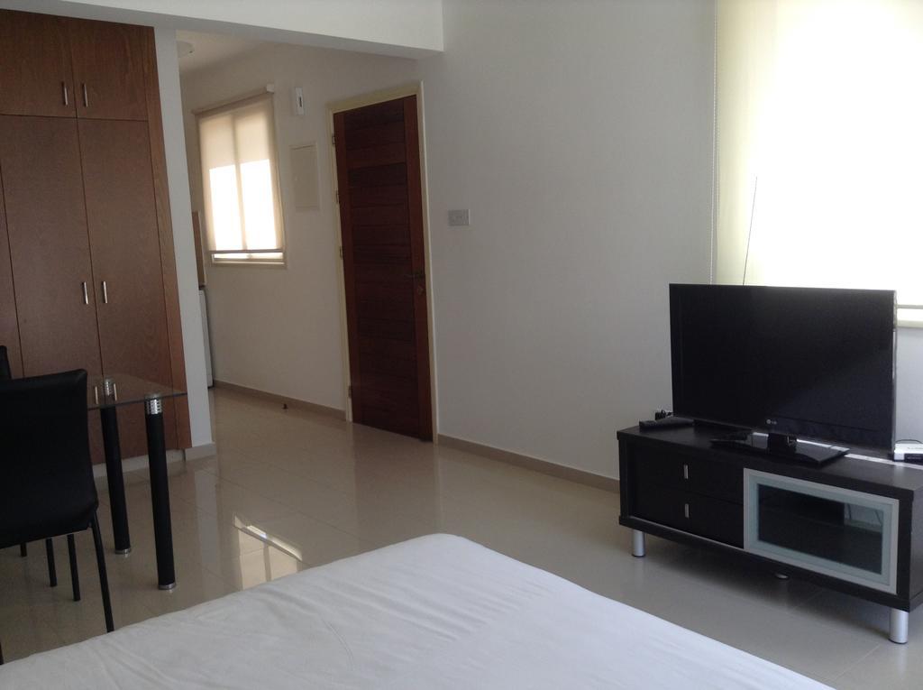 Adriana Holiday Resort Paphos Room photo