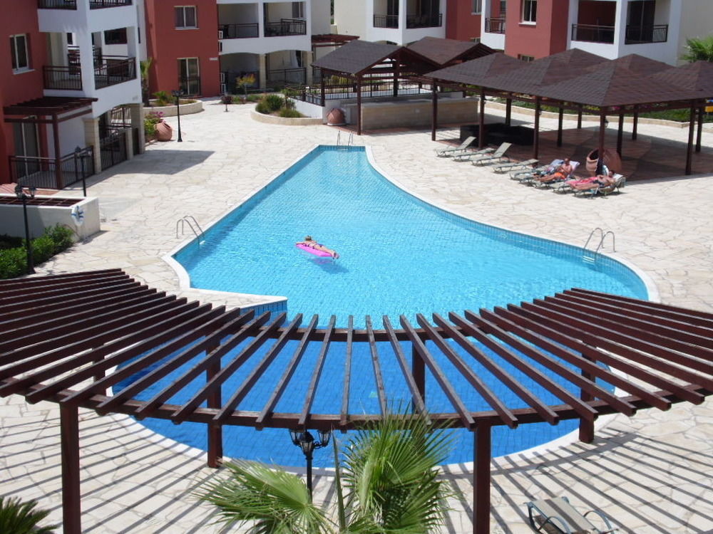 Adriana Holiday Resort Paphos Exterior photo