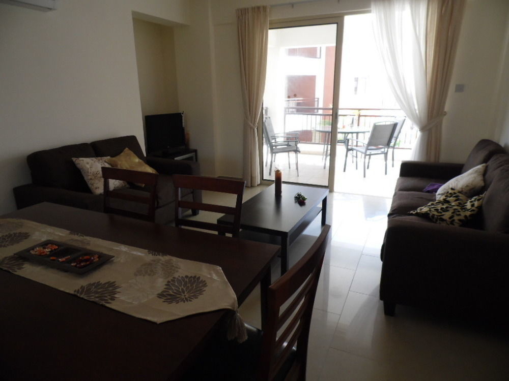 Adriana Holiday Resort Paphos Exterior photo